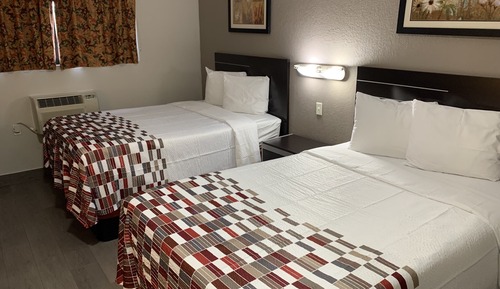 Deluxe Room, 2 Double Beds, Smoking