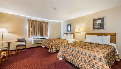 Standard Room, 2 Double Beds, Non Smoking (No Pets Allowed)