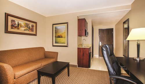 Deluxe Room, 2 Queen Beds, Non Smoking (Deluxe Executive Room)