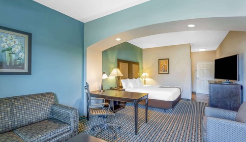 Suite, Multiple Beds, Non Smoking (Two-Bedroom Suite)