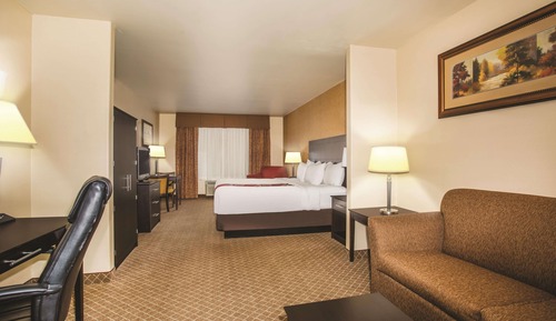 Deluxe Room, 1 King Bed, Accessible, Non Smoking (Mobility/Hearing Impaired Accessible)