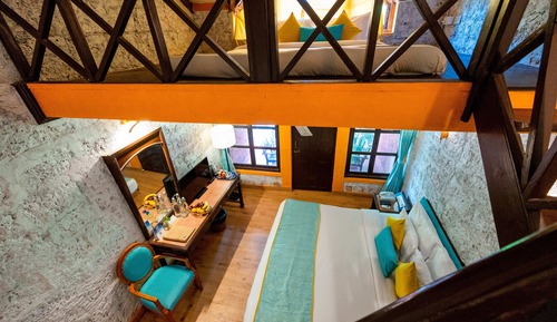 Kutumbh Suite