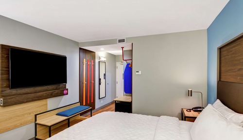 Room, 1 King Bed, Non-Smoking