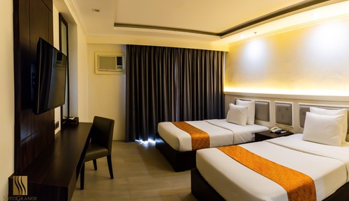 Deluxe Twin Room