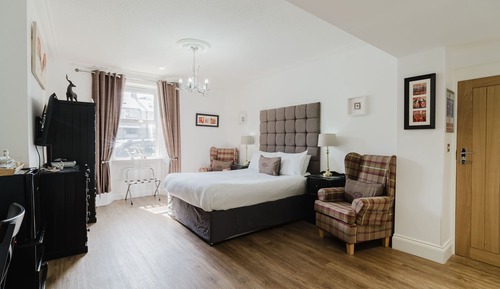 Superior Double Room, Ensuite (Accessible-Ground Floor)