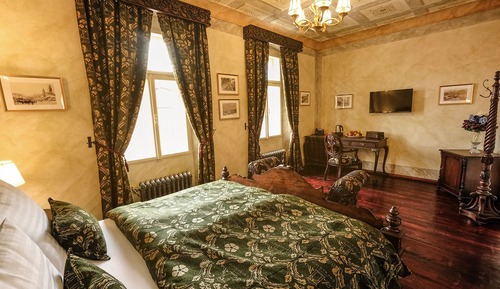 Suite (The William of Rosenberg Suite)