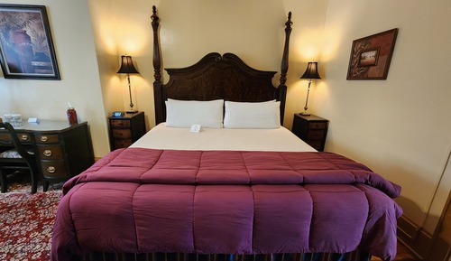 Beaujolais Room