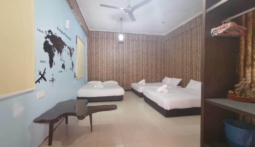 Medium Room 