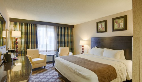 Deluxe Room, Smoking