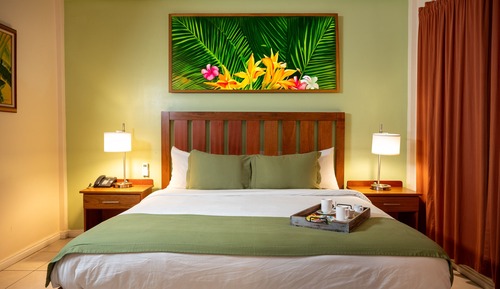 Luxury Suite, 1 King Bed, Balcony