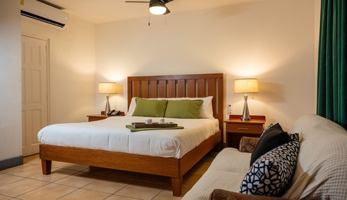 Deluxe Room, 1 King Bed
