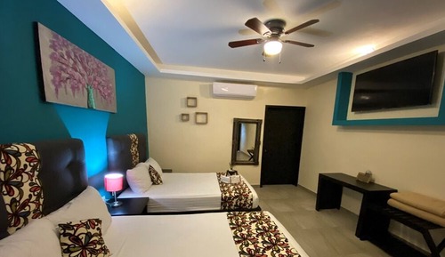 Basic Double Room, 2 Queen Beds, Accessible, Garden View