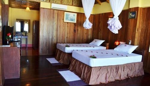 Villa, Beachfront