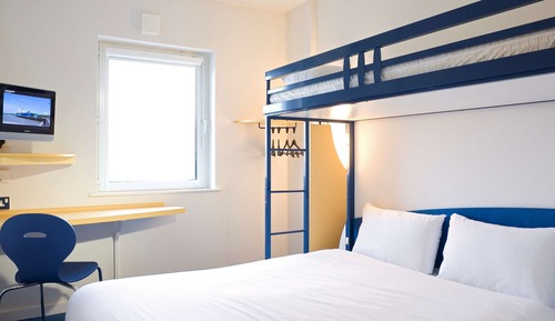 Triple Room, Multiple Beds