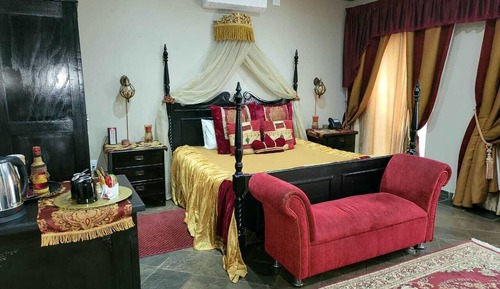 Executive Room (with Bath & Shower)