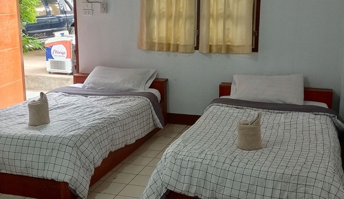 Standard Twin Room with Fan 