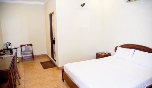 Standard Double Room, No Windows