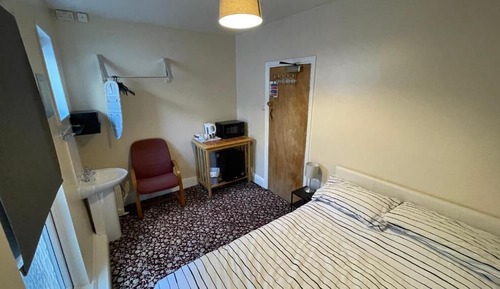 Basic Double Room