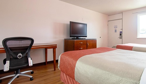 Standard Room, 2 Double Beds, Non Smoking, Refrigerator & Microwave