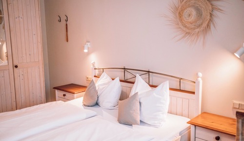Double Room, Bathtub