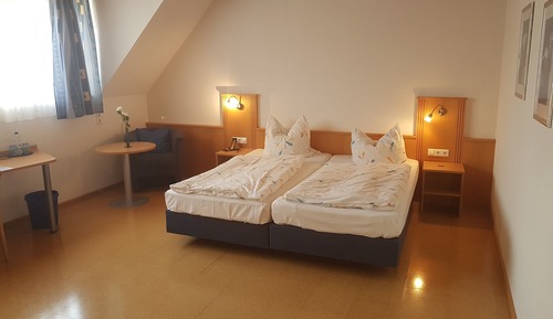 Standard Double Room, Accessible, Private Bathroom (OG 1)