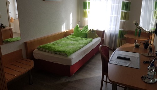 Economy Single Room, Private Bathroom (OG 2 OG 1)