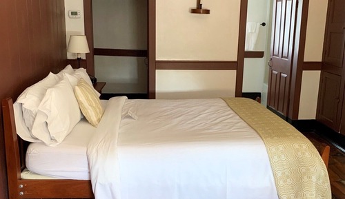 Deluxe Room, 1 Queen Bed