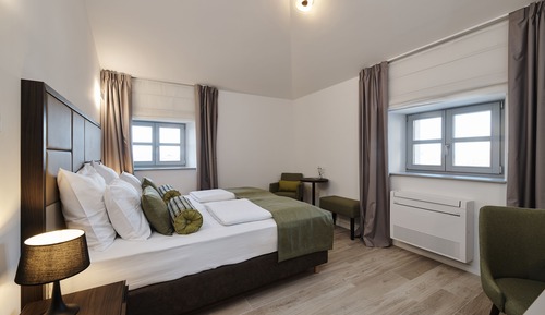 Superior Double Room, 1 Queen Bed, Non Smoking, City View