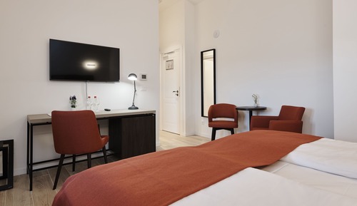 Superior Twin Room, 2 Twin Beds, Non Smoking, Valley View