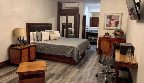 Premier Room, 1 King Bed