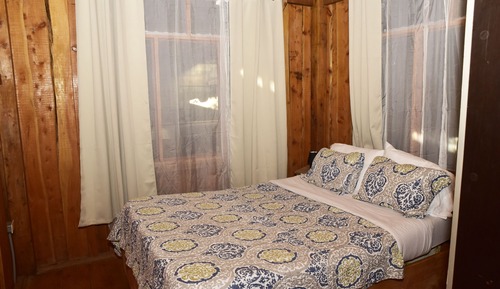 Family Chalet, 3 Bedrooms (2 Baths)