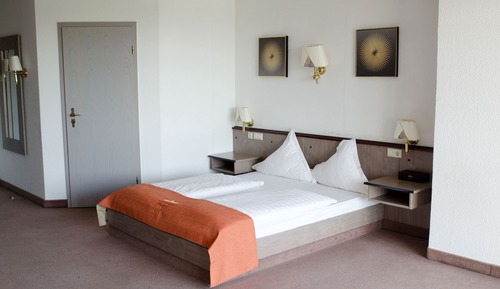 Family Quadruple Room, 1 Double Bed with Sofa bed, Non Smoking, Garden View