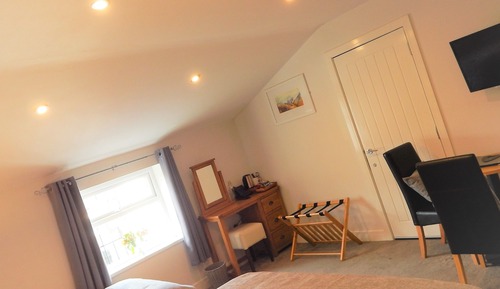 Deluxe Triple Room, Multiple Beds