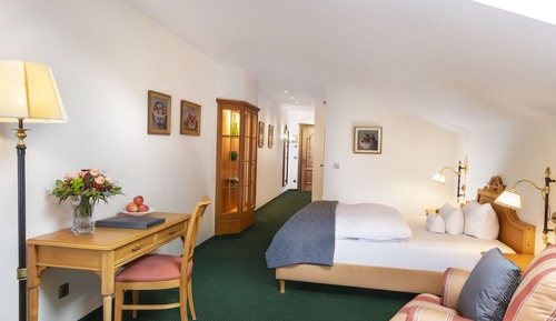especially spacious singel room in house Röhrsbächle