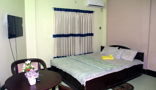 Superior Room, Multiple Beds, Accessible, Smoking