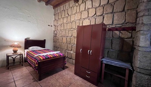 Single Room, 1 Twin Bed, Shared Bathroom