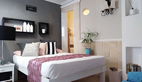 Design Studio, 1 Double Bed