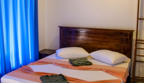 Economy Triple Room, 1 Bedroom, River View, Mountainside