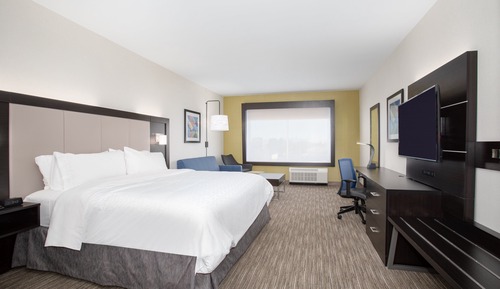 Suite, Mobility Accessible, Non Smoking (Accessible Tub)