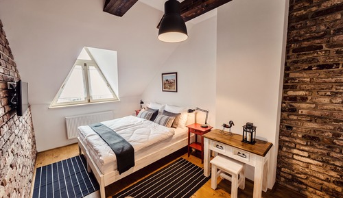 Deluxe Twin Room (2)