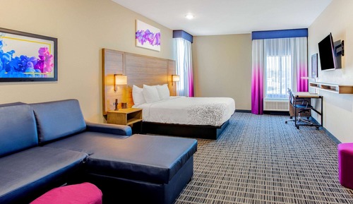 Deluxe Room, 1 King Bed, Non Smoking