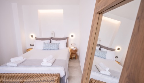 Superior Suite, Pool View