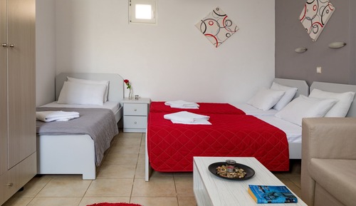 Triple Room, Terrace, Courtyard View