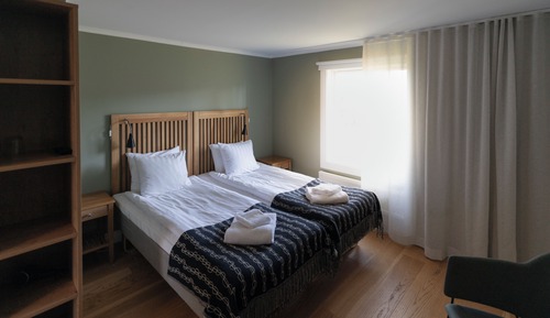 Standard Twin Room, Private Bathroom