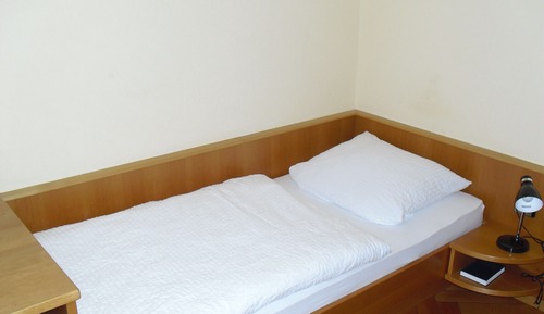 Single Room (1)