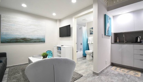 Studio (Bedroom Loft - Unit 4)