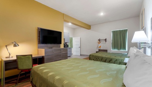 Suite, 2 Queen Beds, Non Smoking