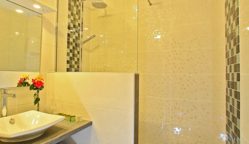 Superior Double Room (Cote Parc)