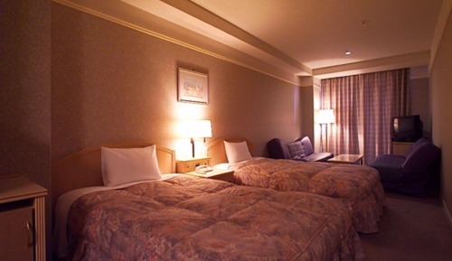 Twin Room with Extra Bed [with Breakfast]