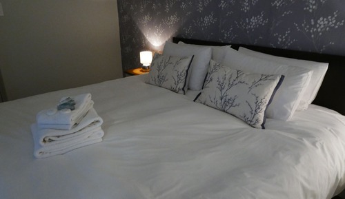 Standard Double or Twin Room, Ensuite (Airton r1)